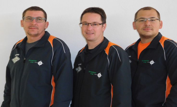 Mannschaftsführer Martin Steinmetz, Jürgen Übermasser, Dominik Wieser (v.l.)