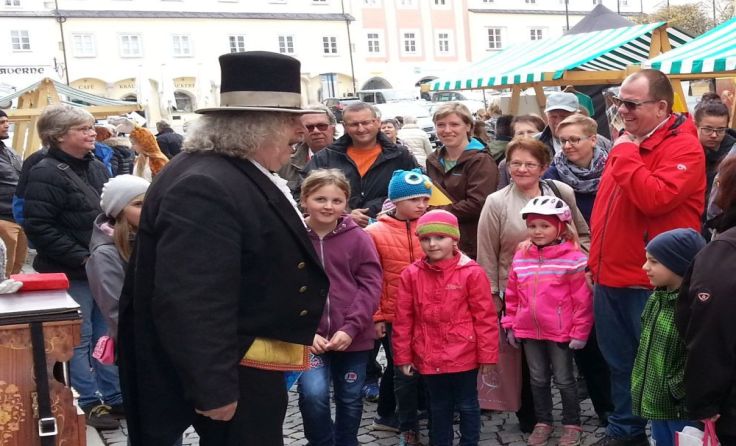 Der Werkelmann begeisterte die Besucher. Foto: CO