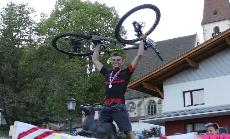 Alexander Stadler feierte nach kurzer Enttäuschung seinen Vizemeistertitel