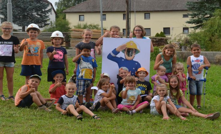 Die Kinder wissen nun, was sich bei einer Freiwilligen Feuerwehr so tut.