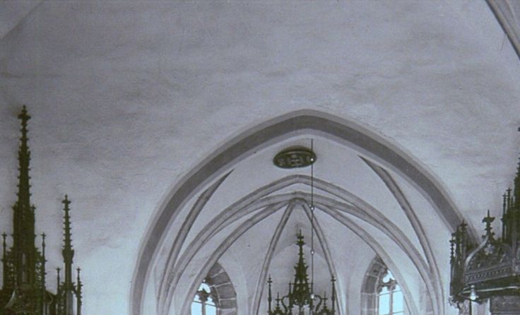 Die Pfarrkirche einst...