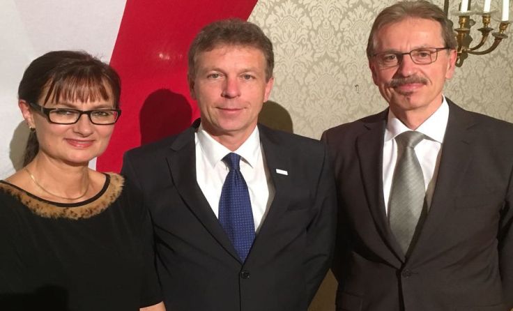 Johanna Vogl-Bader, Direktor Johannes  Peherstorfer, Hermann Vogl-Bader (v.l.)