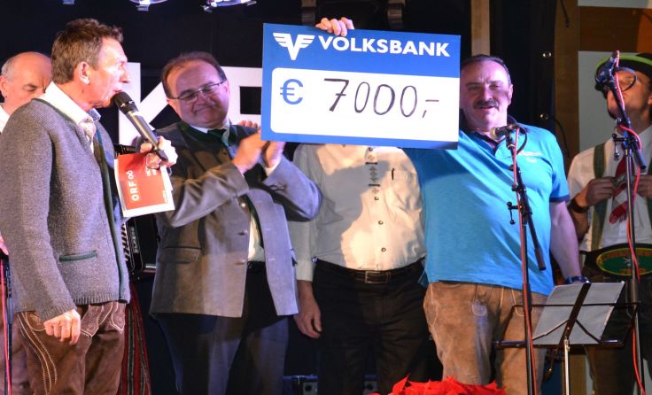 Die Freude war groß: 7000 Euro wurden an Licht ins Dunkel gespendet.