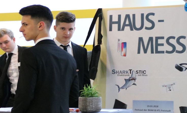 Hausmesse der Übungsfirmen am „Tag der offenen Tür“ Fotos: HAK&HTL Freistadt