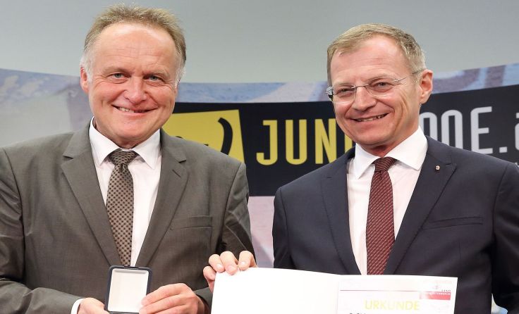 Reinhard Anreiter und Landeshauptmann Thomas Stelzer (v.l.) Foto: Land OÖ