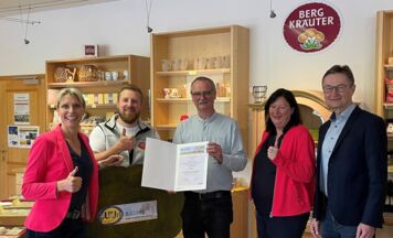 Die Österreichische Bergkräutergenossenschaft unterstützt „GUUTE Bäume“