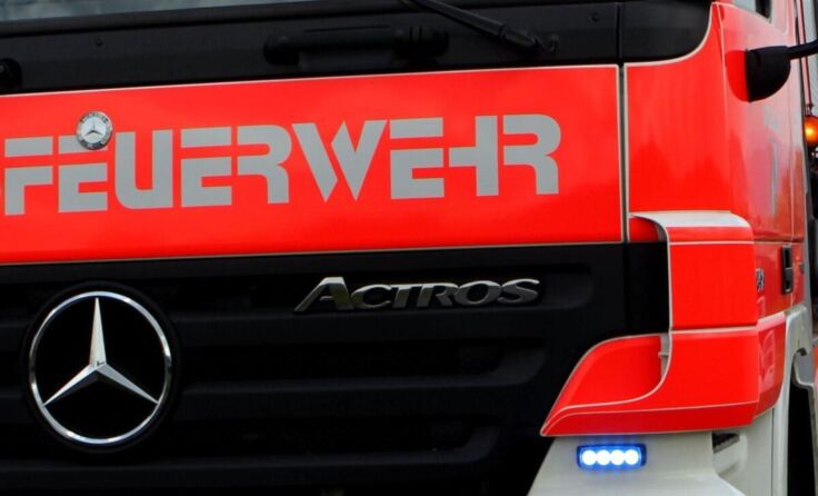 Die Feuerwehr warnt vor Glatteis am Kirchleitenweg. (Foto: Weihbold)