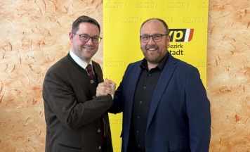 Klaus Pröll zum ÖVP-Parteiobmann in St. Oswald gewählt
