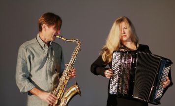 Konzert in der Neuen Galerie St. Oswald mit Duo Spielzeugs