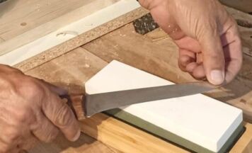 Messer schleifen lernen im Seiberl Haus Neumarkt