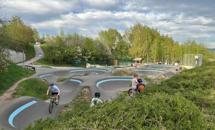 Der Pumptrack ist bei vielen jungen Wartbergern beliebt. (Foto: Marktgemeinde Wartberg)