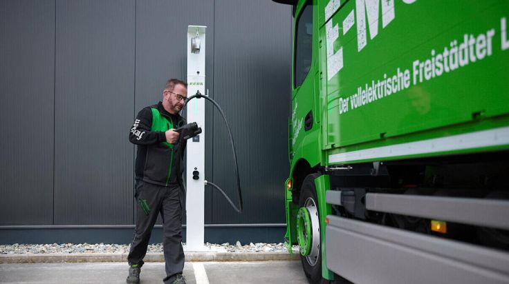 Lieferverkehr in der Region wird nachhaltiger: Braucommune setzt auch regionale Ladelösung
