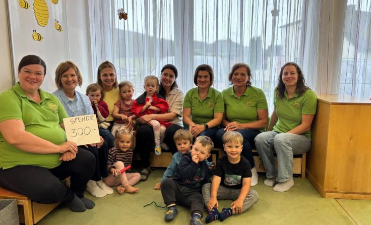 Spende an die Krabbelstube Lasberg (Foto: Irene Winklehner)