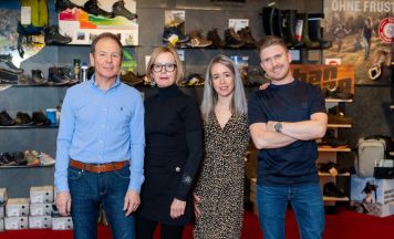 Schuhhaus Atteneder aus Unterweißenbach expandiert: Neue Filiale in Linz