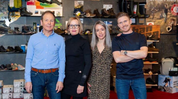 Schuhhaus Atteneder aus Unterweißenbach expandiert: Neue Filiale in Linz