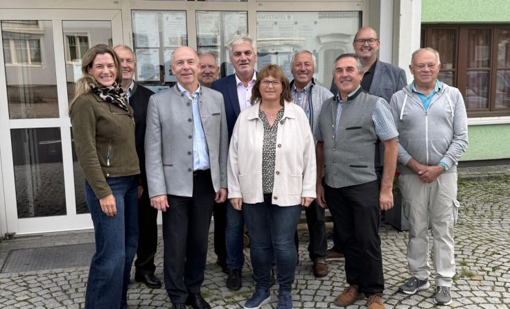 Landtagspräsident Max Hiegelsberger besucht die OÖVP Grünbach (Foto: OÖVP Freistadt)
