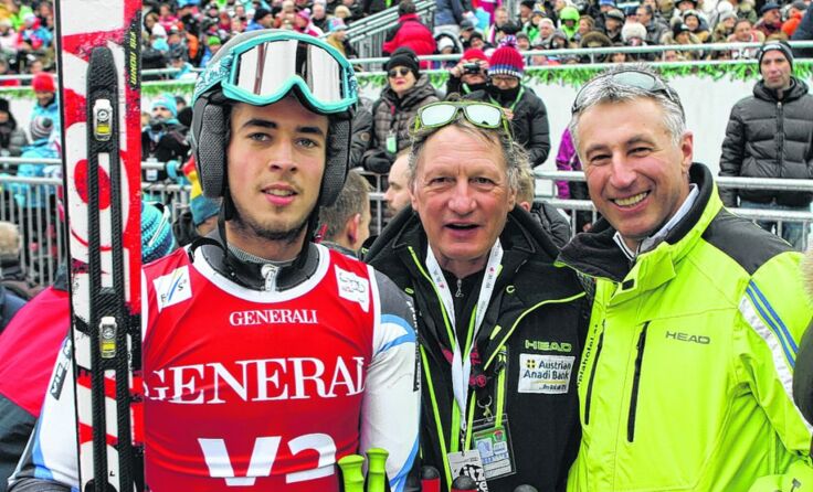 Von links: Mathias Brandstetter mit den Olympiasiegern Franz Klammer und Leonhard Stock*Fotos: geh