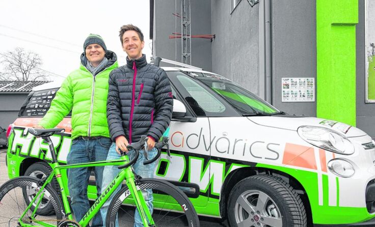 Teammanager Alex Hrinkow und Josef Benetseder sind bereit für den Saisonauftakt.*Foto: Eisenbauer