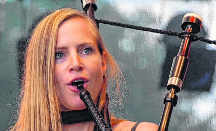 Der Auftritt von Saskia Konz verspricht Dudelsackmusik in Perfektion.*Foto: Trompeter