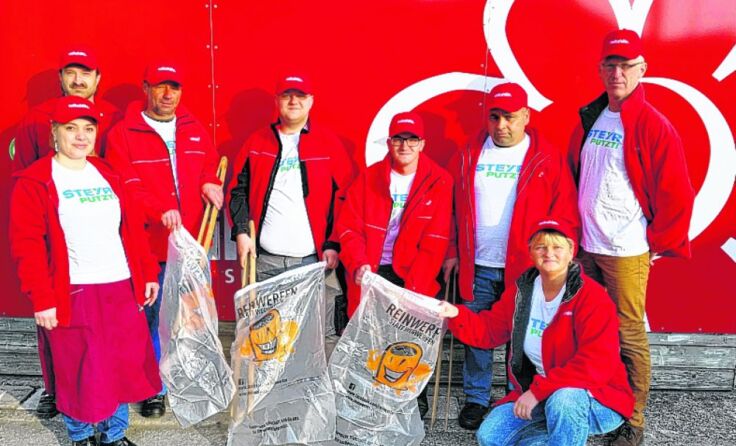 Das Team der Volkshilfe hat Steyr putzt ebenfalls unterstützt.
