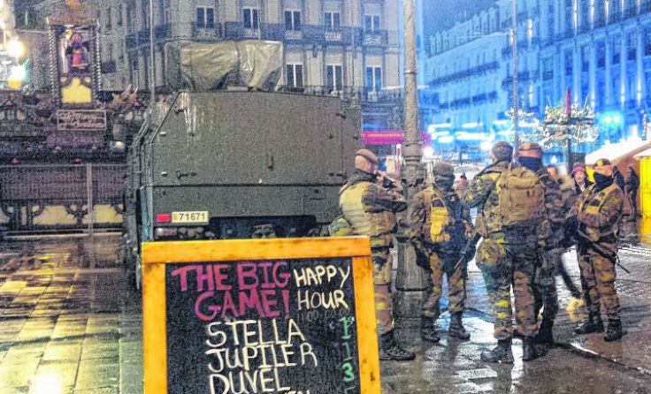 Zwei Studenten der FH Steyr erleben den Ausnahmezustand in Brüssel hautnah mit.