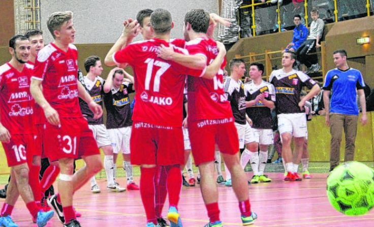 Vorwärts jubelt über den Turniersieg. Fotos: SKV/Hofer