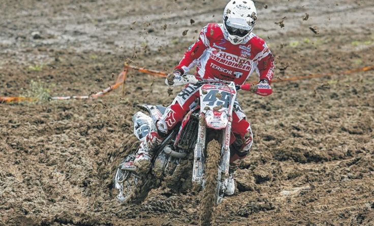 Günter Schmidinger krönt sein Comeback mit einem Stockerlplatz. Foto: www.supercross.at