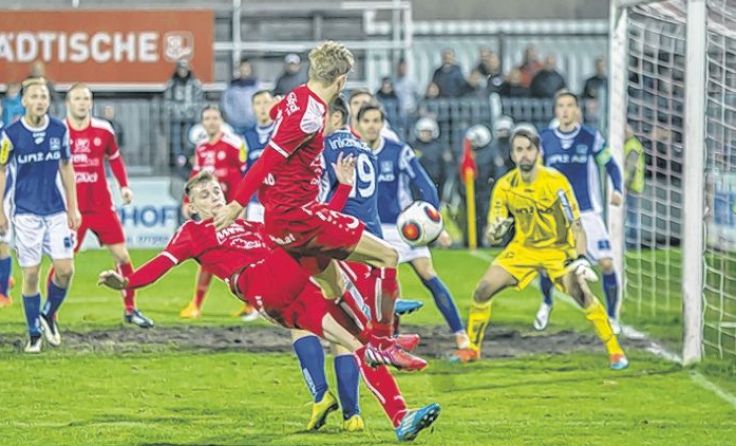 Das Hinspiel in Steyr hat Blau-Weiß Linz klar mit 3:0 gewonnen. Foto: SKV/Bota