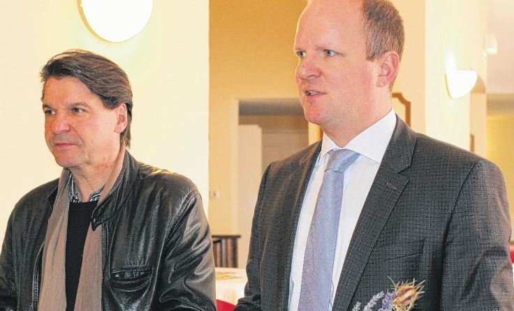 Intendant Ernst Theis (links) und Bürgermeister Bernhard Ruf