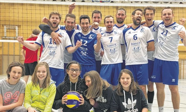 Der VBC Steyr bejubelt den siebten Sieg im siebten Spiel der 2. Bundesliga Nord