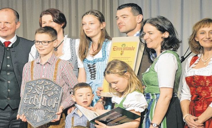 Eine von zehn Erbhoftafeln ging an die Familie Neudecker.