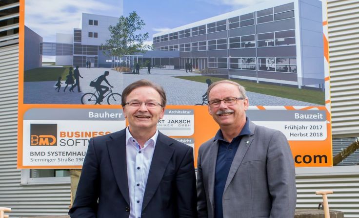 BMD-Geschäftsführer Ferdinand Wieser (links) und Bürgermeister Gerald Hackl Foto: BMD/Bota