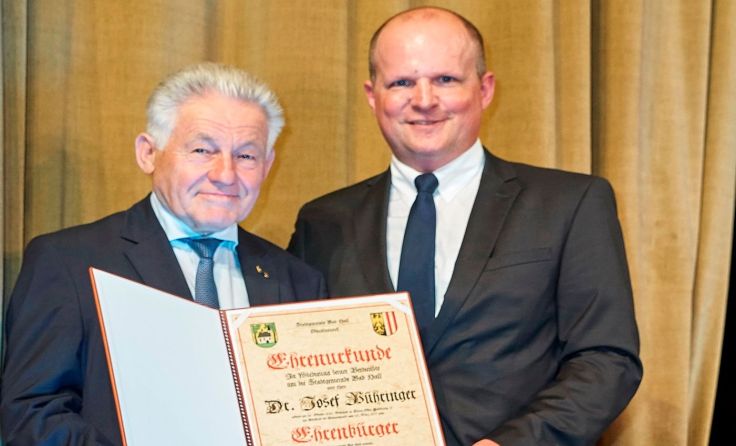 Josef Pühringer (links) mit Bürgermeister Bernhard Ruf Foto: Holnsteiner