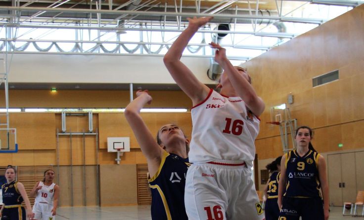 Valentina Mayrhofer und ihr Team eilen von Sieg zu Sieg.