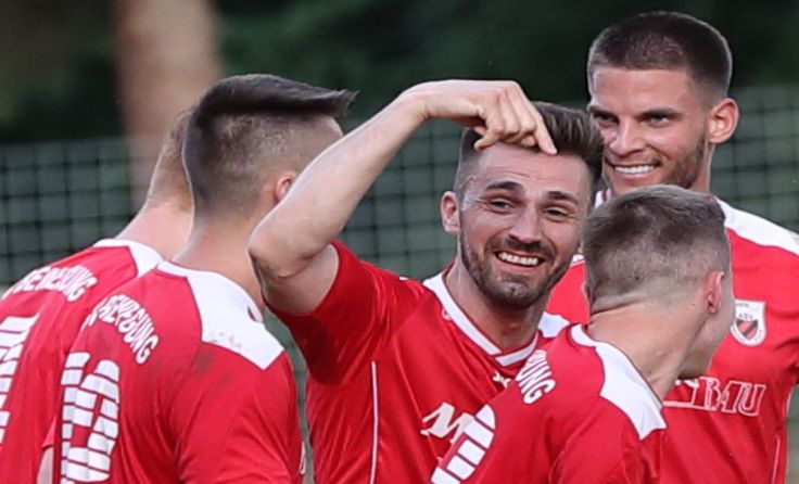 Bewegung trifft in der Relegation auf Stadtrivale Amateure. Foto: Moser