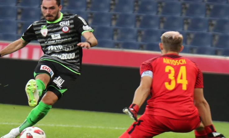 Vorwärts - hier Mario Petter - lässt gegen Liefering einige Topchancen aus. Foto: Moser