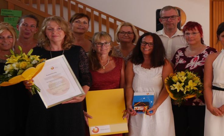 Das Bezirksseniorenwohnheim Bad Hall freut sich über die Urkunde.