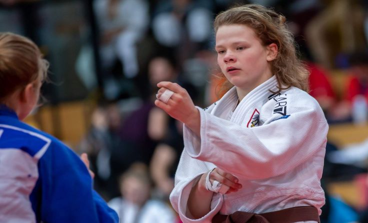 Rosalie Wöss schafft in Zagreb den Sprung aufs Stockerl. Foto: Sellner Photography