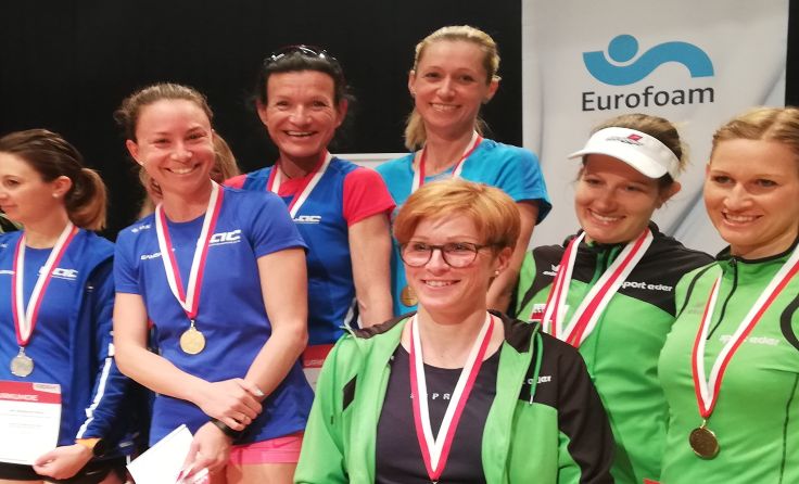 Das erfolgreiche LAC-Damen-Team (links) Foto: LAC Amateure
