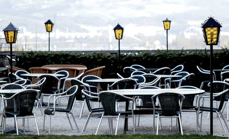 Auch in den Gastgärten müssen ab dem 15. Mai Abstände eingehalten werden. Foto: vowe