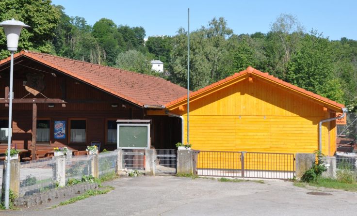 Beim Zubau (rechts) wurde eine Eigenleistung von 600 Arbeitsstunden erbracht. Foto: PSV Steyr