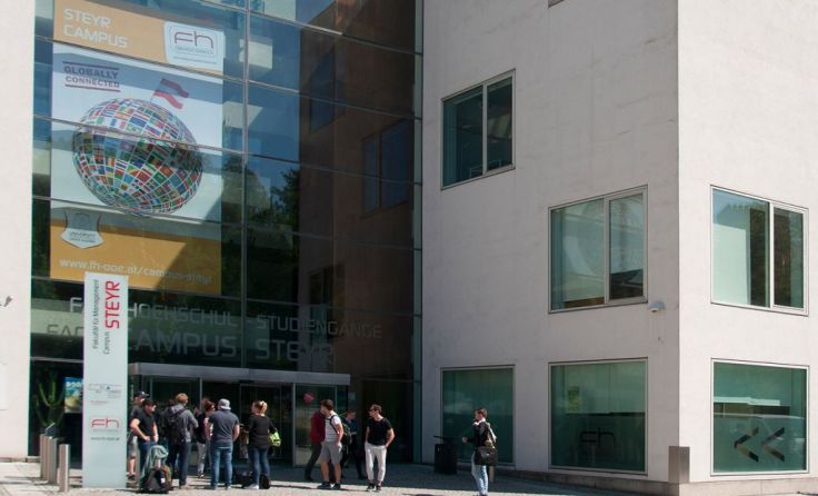 Die FH Steyr besteht seit 25 Jahren und hat 6.000 Absolventen. Foto: FH OÖ