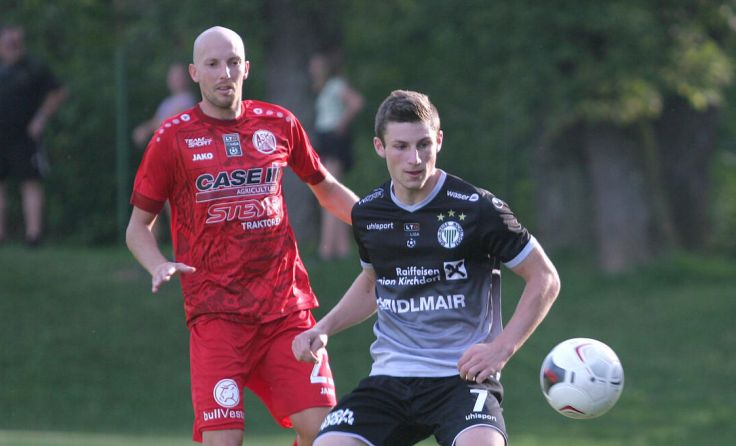 David Klausriegler (rechts) traf zum 4:1 (Foto: Archiv/Pirkes)