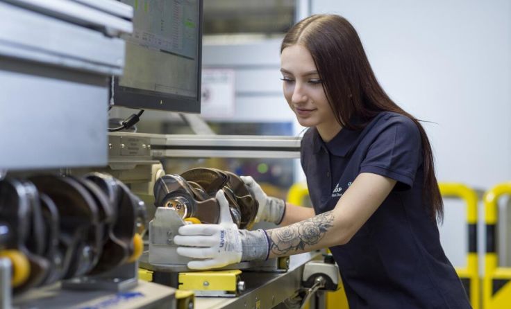 Jeder dritte BMW-Lehrling macht zusätzlich die Matura. (Foto: BMW Group Werk Steyr)