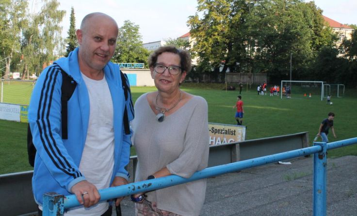 Michael Sitter mit Amateure-Präsidentin Ingrid Weixlberger (Foto: rh)