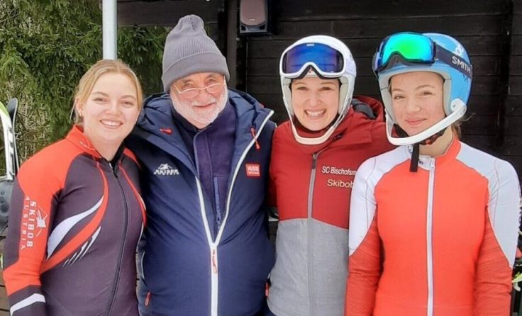 Von links: Pia Zoister, Karl Mayrhofer, Sylvia Steininger und Viktoria Zoister (Foto: SBC Steyr)