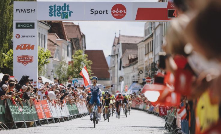 Etappensieger Matteo Sobrero (Foto: EXPA Pictures)
