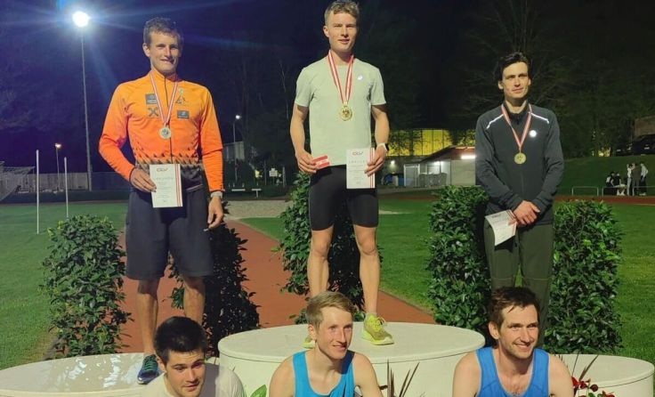 Valentin Pfeil (hinten rechts) holte Bronze. (Foto: ÖLV)