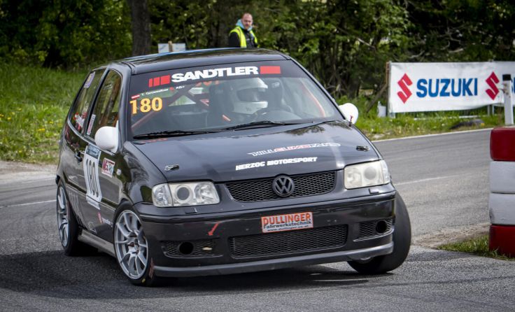 Tobias Großalber ist in einem VW Polo unterwegs. (Foto: Harald Lindtner)