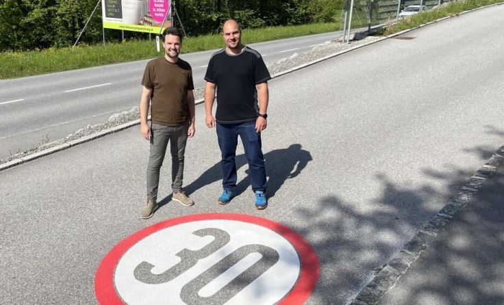 Bürgermeister Michael Strasser (links) und Manuel Schnederle (Foto: Gemeinde Haidershofen)